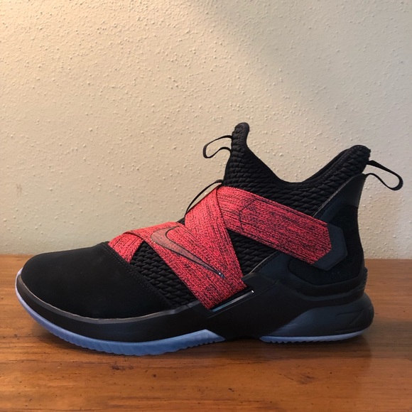 lebron 12 soldier bred